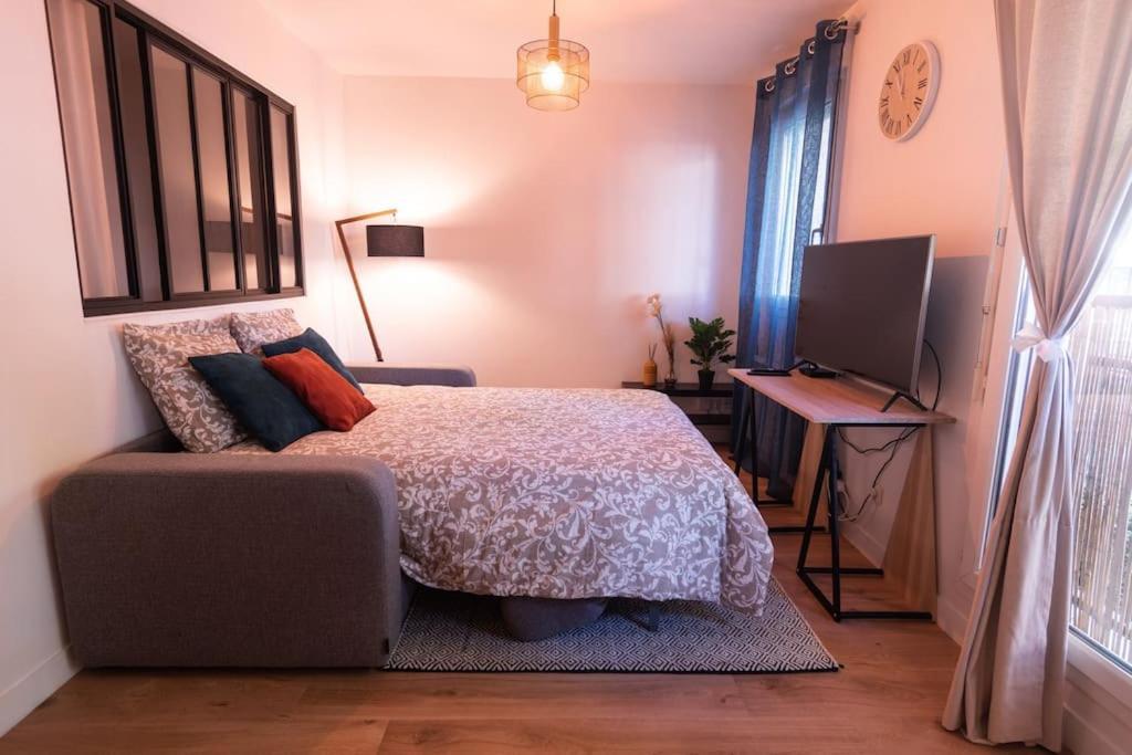 Le Cocon-T2-40M2-Centre Ville 10Min Disney Бюсси-Сен-Жорж Экстерьер фото